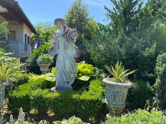 Apartma Jozica In Toncek Lägenhet Sveti Jurij ob Scavnici